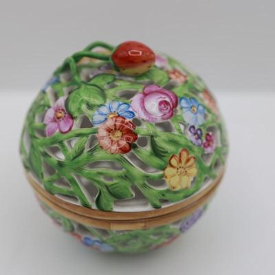 HEREND Porcelain Bonbonnière