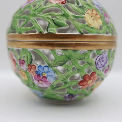 HEREND Porcelain Bonbonnière