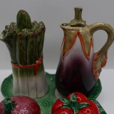 Trifles Made in Italy Vegetable Cruet Set - Oil, Vinegar,‎ Salt and Pepper Tray