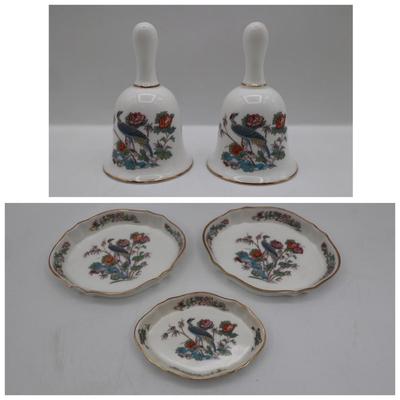 WEDGWOOD Kutani Crane (2) Bells and (3) Trinket Dishes