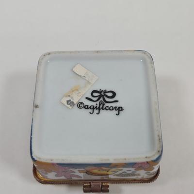 Sale Photo Thumbnail #200