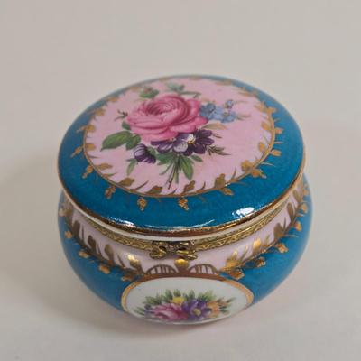 Sale Photo Thumbnail #309