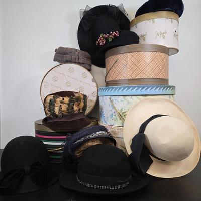 LOT 66: Variety of Ladies' Hats