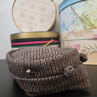 LOT 66: Variety of Ladies' Hats
