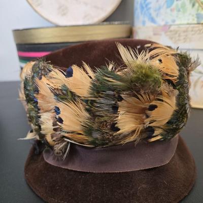 LOT 66: Variety of Ladies' Hats
