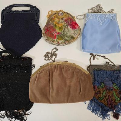LOT 70: Antique and Vintage Evening Purses