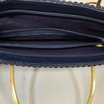 LOT 72: Vintage Purses and Change Purses