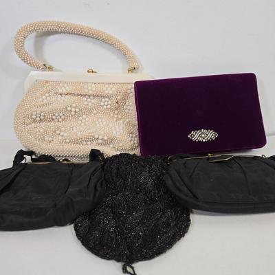 LOT 73: Ladies' Vintage Purses