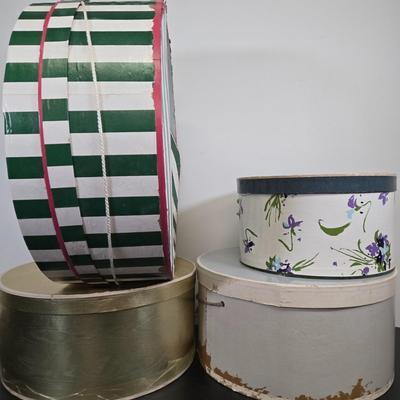LOT 91: Ladies' Fashionable Hats