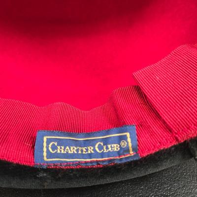 LOT 91: Ladies' Fashionable Hats