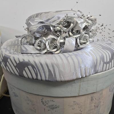 LOT 95: The Perfect Accessory for your Summer Sun Dress/ Light Weight Hats