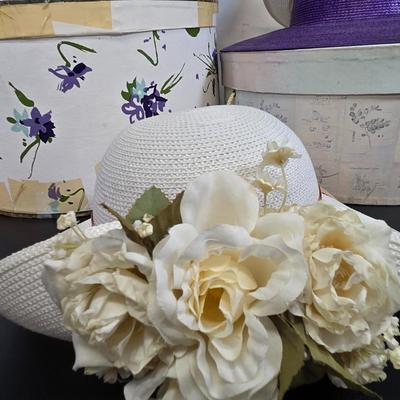 LOT 95: The Perfect Accessory for your Summer Sun Dress/ Light Weight Hats