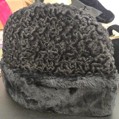 LOT 96: Formal Hats and Velvet Clutch Purse