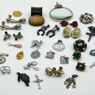 LOT 165J: Screwback and Clip-On Earrings, Pendants, Charms and More