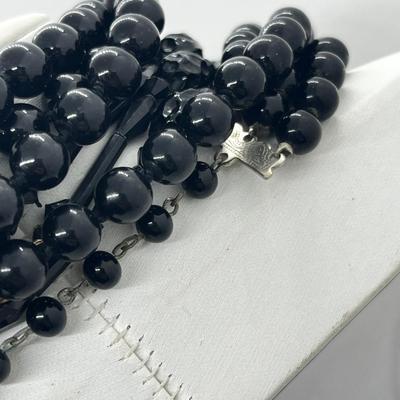 LOT 166J: Vintage Black Glass Bead Lot