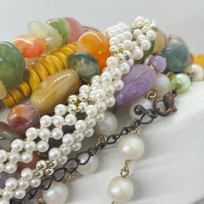 LOT 175J: Bright Colored Necklace Lot