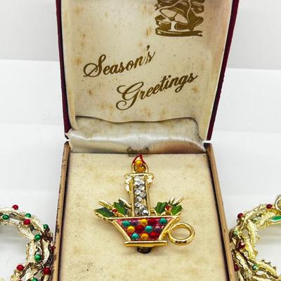 LOT 176J: Vintage Christmas Brooch Lot
