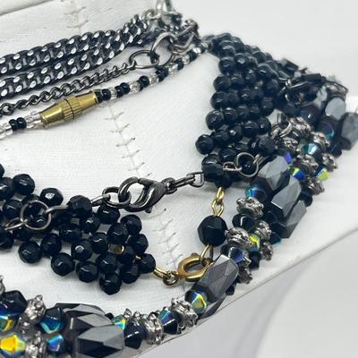 LOT: 180J: Vintage Seed Beaded Necklace, Black Lace Bead Necklace, Shoe Clips and More