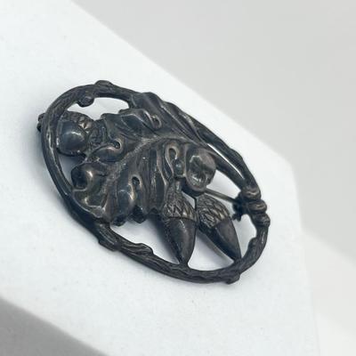 LOT 185J: Vintage Sterling Brooch - 10.8 Grams