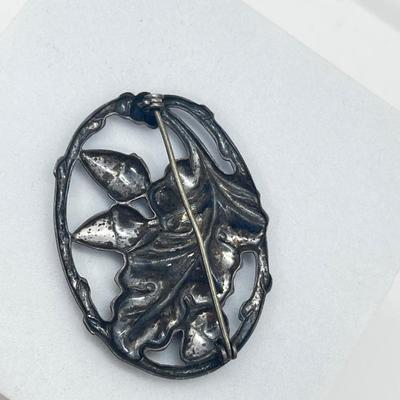 LOT 185J: Vintage Sterling Brooch - 10.8 Grams