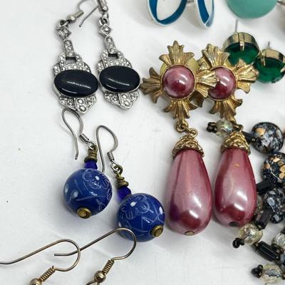 LOT 194J: Lot of Vintage Pierced Earrings: Avon, Liz Claiborne and More