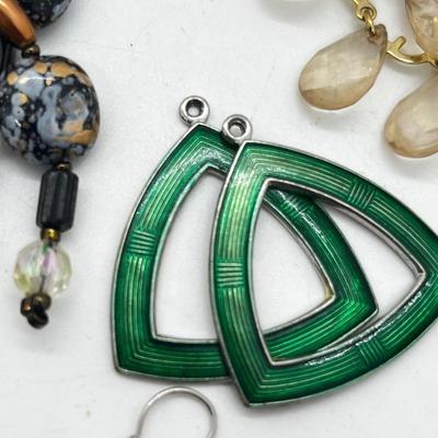 LOT 194J: Lot of Vintage Pierced Earrings: Avon, Liz Claiborne and More