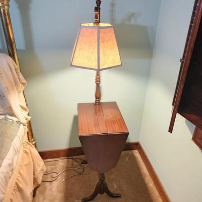 Side Table w Lamp and Storage