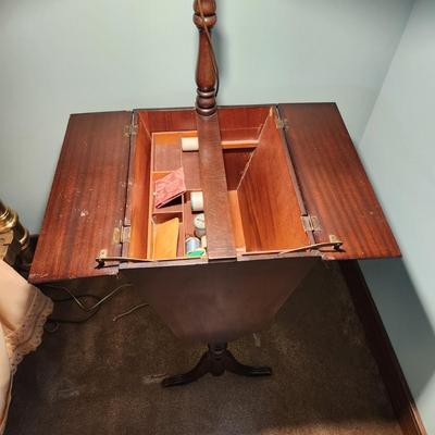 Side Table w Lamp and Storage