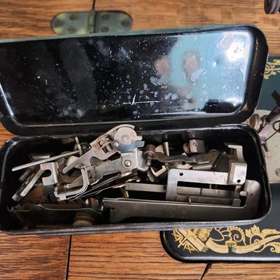 Antique Singer Treadle Sewing Machine Working Condition