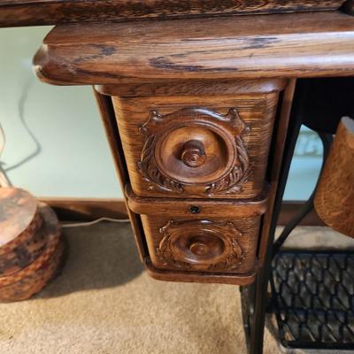 Antique Singer Treadle Sewing Machine Working Condition