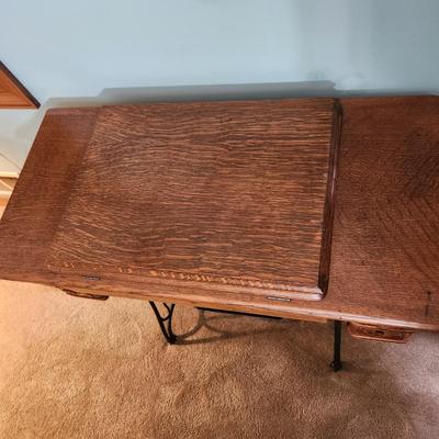 Antique Singer Treadle Sewing Machine Working Condition