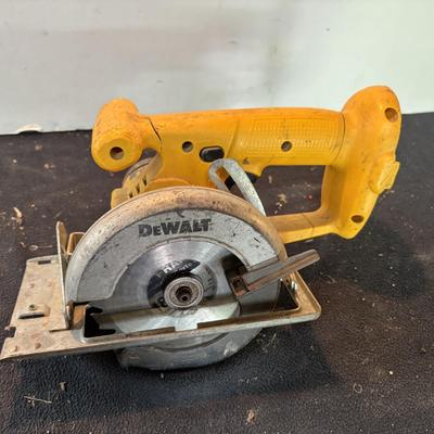 DeWalt Cordless Circular Saw