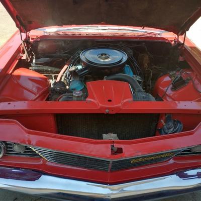 1960 Pontiac Bonneville Convertible – Classic American Cruiser