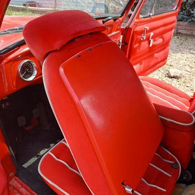 Custom 1966 Volkswagen Beetle Pickup Conversion – 1300cc Engine, Street Rod Style