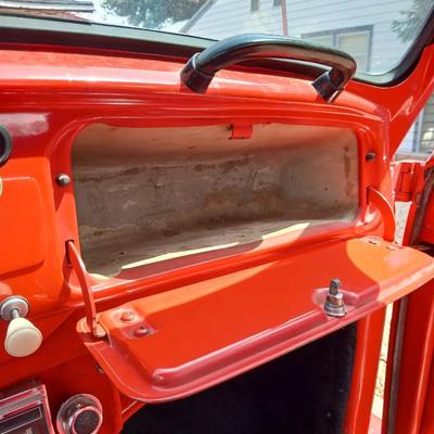 Custom 1966 Volkswagen Beetle Pickup Conversion – 1300cc Engine, Street Rod Style