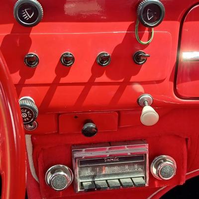 Custom 1966 Volkswagen Beetle Pickup Conversion – 1300cc Engine, Street Rod Style
