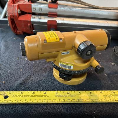 Topcon AT-G7 Auto Level and Tripod