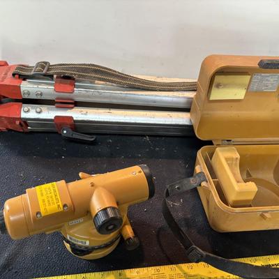 Topcon AT-G7 Auto Level and Tripod