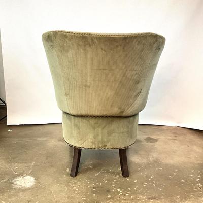 Sale Photo Thumbnail #827: Kerry Chair, Brass nailhead trim.
Measurements:
46" in height, 33.5" in depth, 36.25" in width, Seat height is 20"