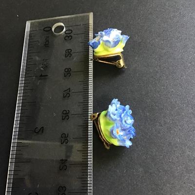 Blue flower studded earrings