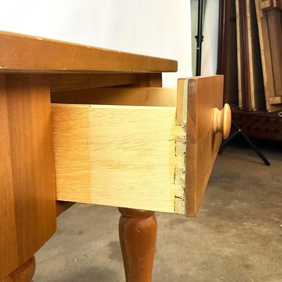 Sale Photo Thumbnail #838: Top has some deep scratches
Measurements:
23" in height, 23 in width, 27" in length