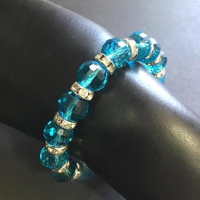 Blue fashion bracelet