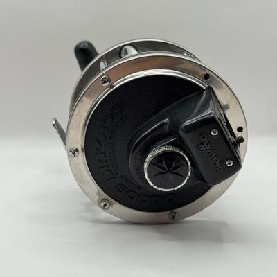 LOT 63L: Olympic DS3 Dohlzuki 500 DC Fishing Reel
