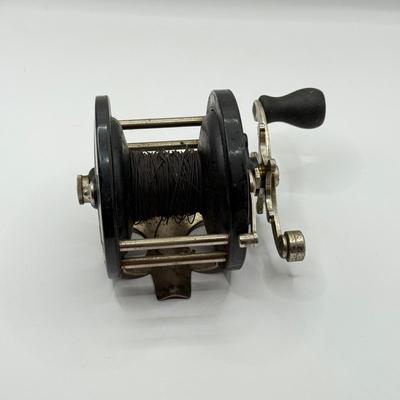 LOT 65L: Fishing Reels: Penn No. 49 Super Mariner & Penn No. 85