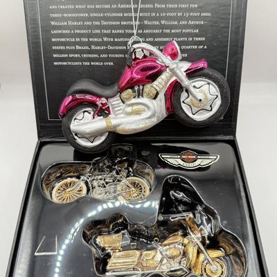LOT 70L: Harley Davidson 100th Anniversary Ornaments NIB, Harley Davidson Books & Glass Motorcycle Ornament