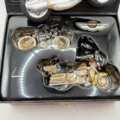 LOT 70L: Harley Davidson 100th Anniversary Ornaments NIB, Harley Davidson Books & Glass Motorcycle Ornament