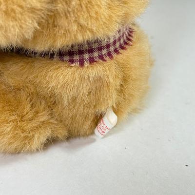 LOT 74K: Boyd’s Stuffed Bears Collection