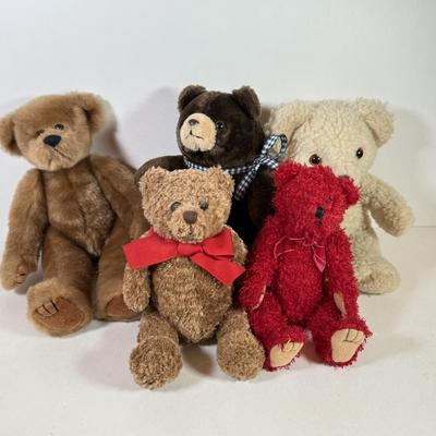 LOT 75K: Stuffed Bears: Lenox, Snuggle, Heunec & More
