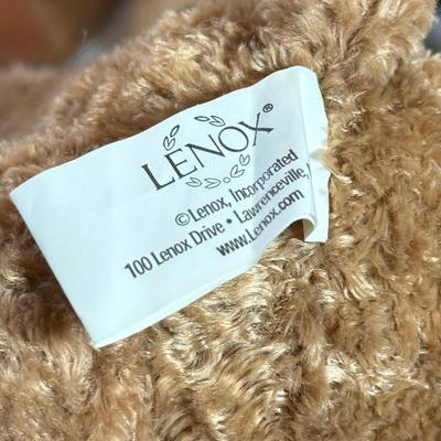 LOT 75K: Stuffed Bears: Lenox, Snuggle, Heunec & More