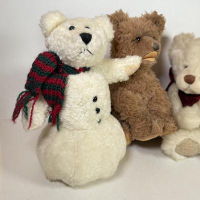 LOT 76K: Stuffed Bears: Boyd’s, Russ, Gund